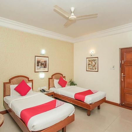 Oyo 579 Hotel Aab Bengaluru Zewnętrze zdjęcie