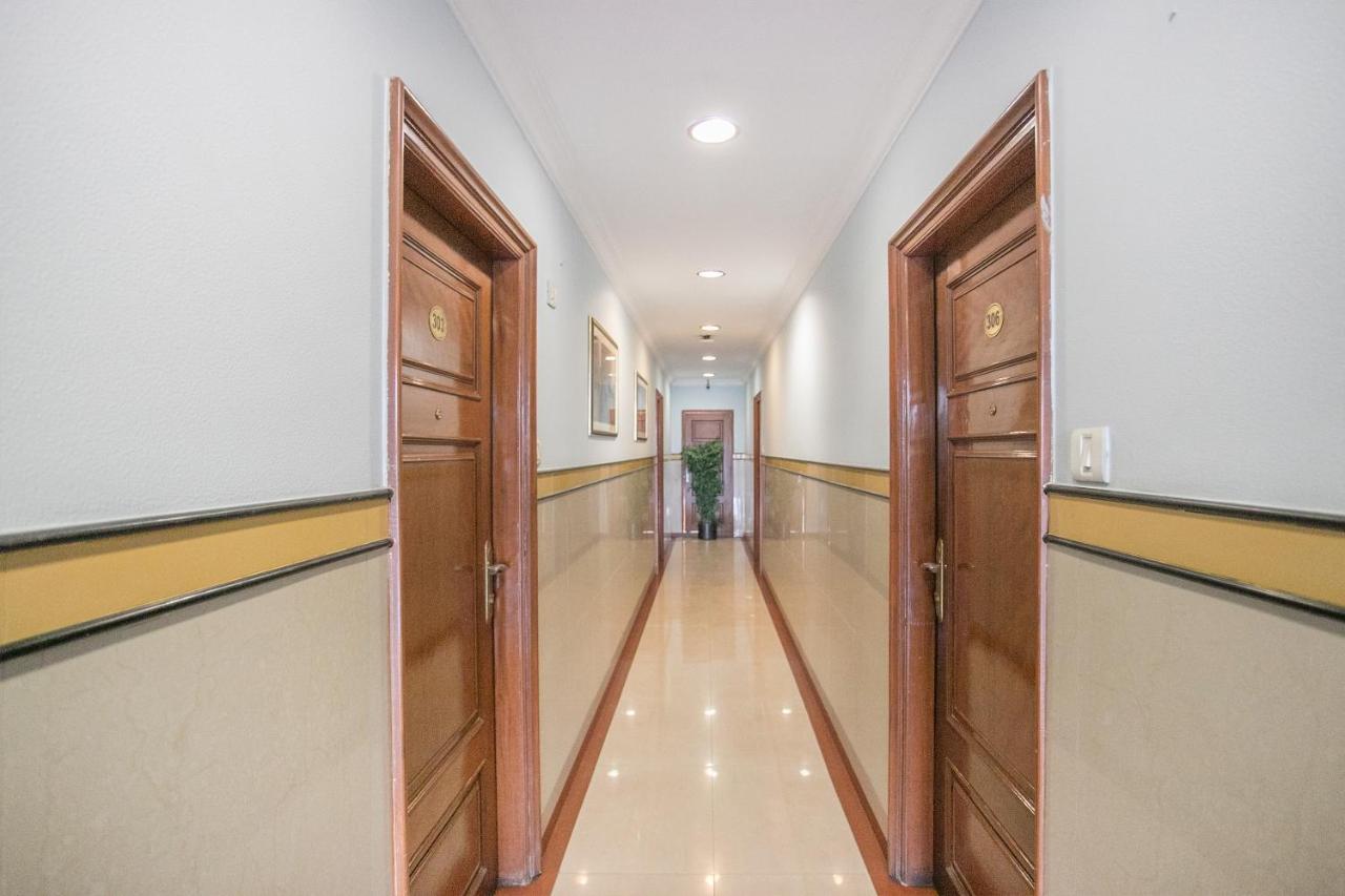 Oyo 579 Hotel Aab Bengaluru Zewnętrze zdjęcie