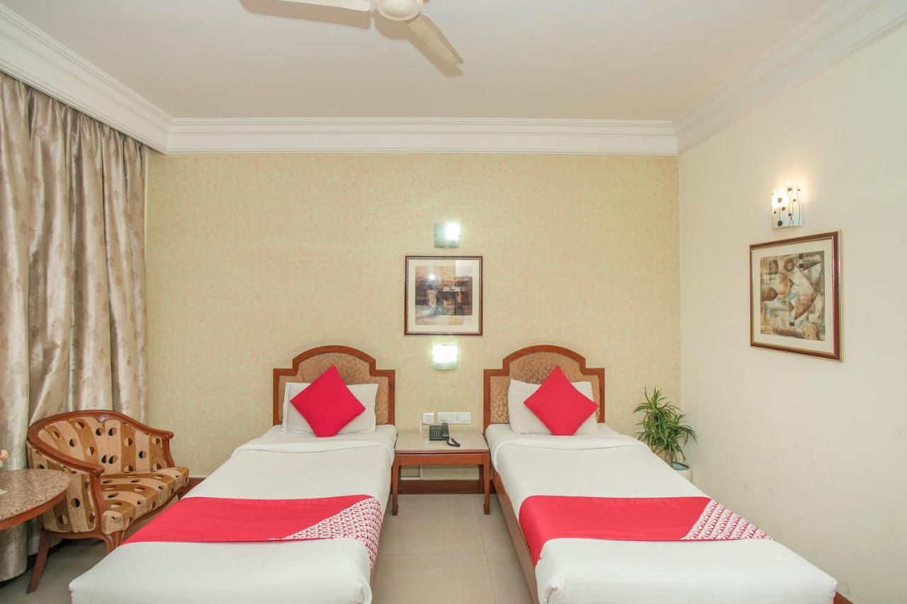 Oyo 579 Hotel Aab Bengaluru Zewnętrze zdjęcie