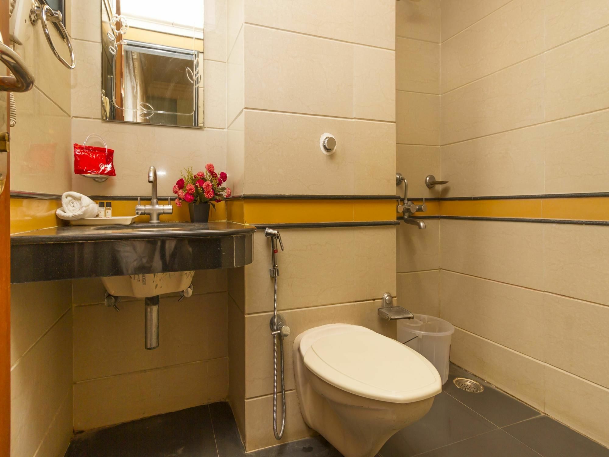 Oyo 579 Hotel Aab Bengaluru Zewnętrze zdjęcie